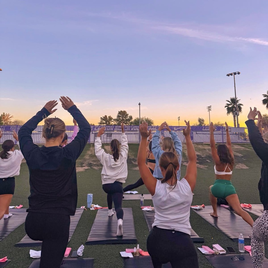 Stretch & Sip Brunch 🧘♀️🪷