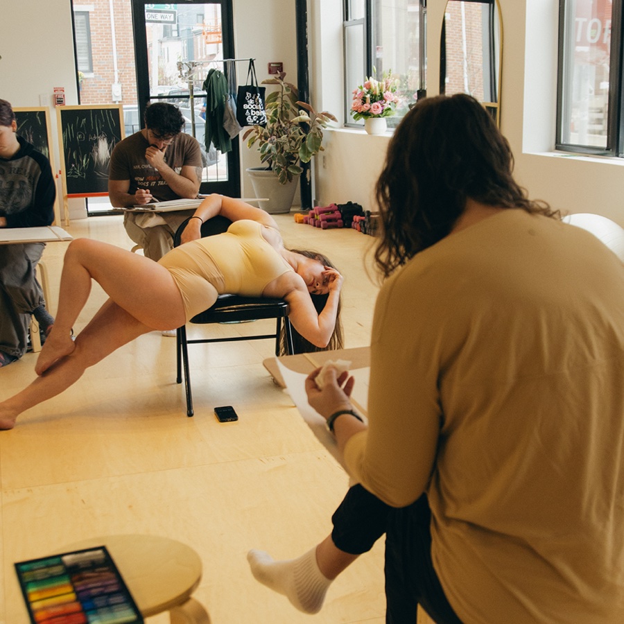 Figure Drawing Aperitivo